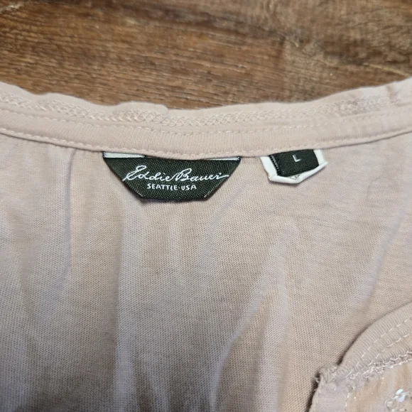 Eddie Bauer Light Pink Embellished Short Sleeve Tee Large - Picture 3 of 5